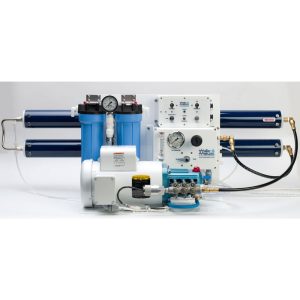 Watermaker ISL-700 reverse osmosis operating system with two sets of blue pipes